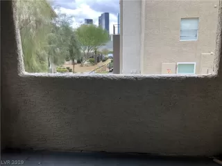 Photo #1: 2071165 Listing