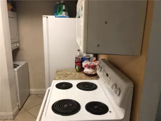 Photo #6: 2071165 Listing