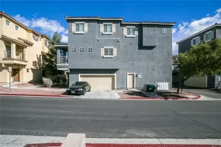 Photo #1: 2071171 Listing 