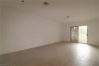 Photo #2: 2071197 Listing