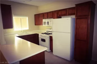 Photo #4: 2071231 Listing 