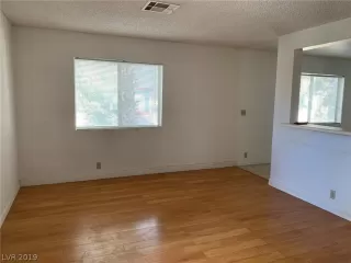 Photo #1: 2071263 Listing 