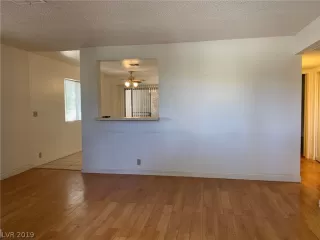 Photo #6: 2071263 Listing 