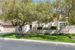 Photo #1: 2071278 Listing 