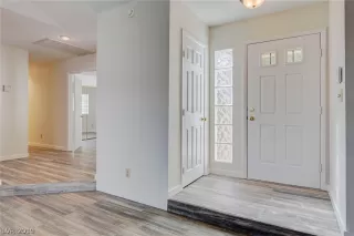 Photo #3: 2071278 Listing 