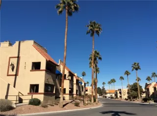 Photo #1: 2071282 Listing 