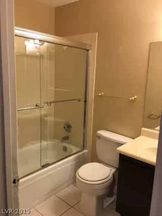 Photo #6: 2071295 Listing