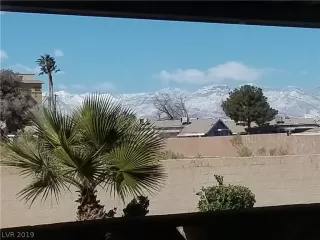 Photo #4: 2071330 Listing