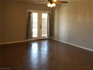 Photo #5: 2071330 Listing