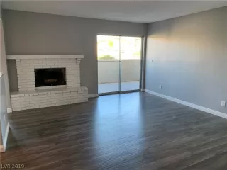 Photo #2: 2071353 Listing 