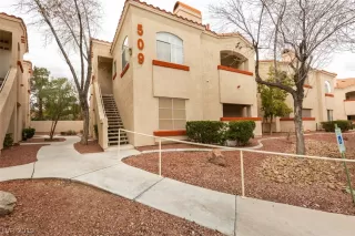 Photo #2: 2071385 Listing