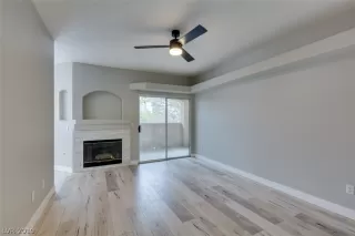 Photo #5: 2071385 Listing