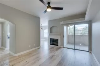 Photo #6: 2071385 Listing