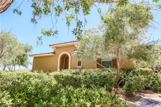 Photo #1: 2071406 Listing 