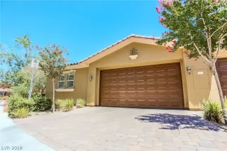 Photo #2: 2071406 Listing 