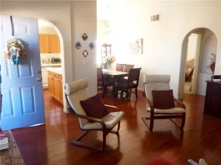 Photo #4: 2071435 Listing