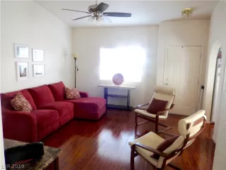 Photo #6: 2071435 Listing