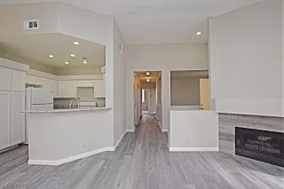Photo #2: 2071464 Listing 