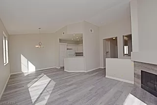 Photo #4: 2071464 Listing 