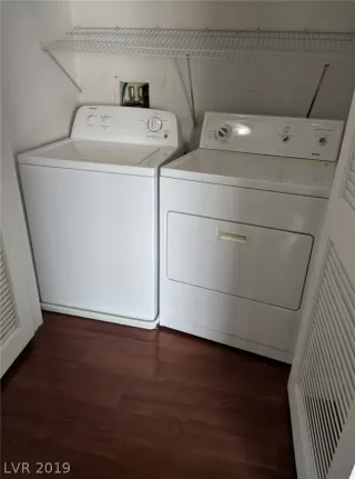 Photo #6: 2071547 Listing 