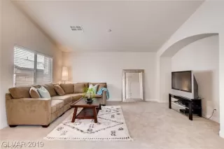 Photo #2: 2071549 Listing