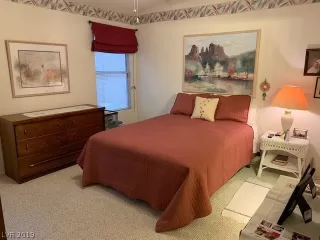 Photo #5: 2071561 Listing 