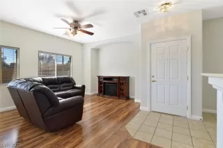 Photo #2: 2071593 Listing 