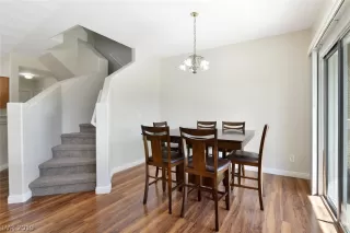 Photo #4: 2071593 Listing 