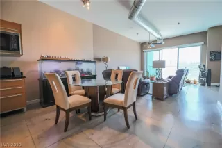 Photo #1: 2071643 Listing