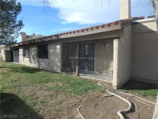 Photo #4: 2071680 Listing 