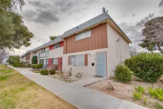 Photo #1: 2071710 Listing