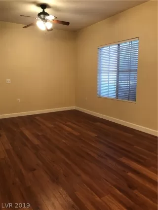 Photo #3: 2071805 Listing