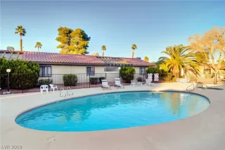 Photo #2: 2071846 Listing