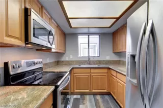 Photo #6: 2071846 Listing