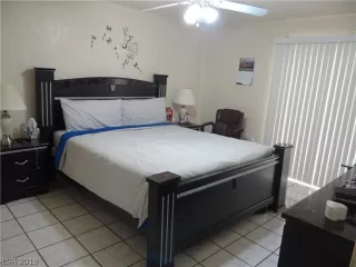 Photo #2: 2071849 Listing