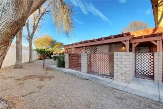 Photo #3: 2071864 Listing 