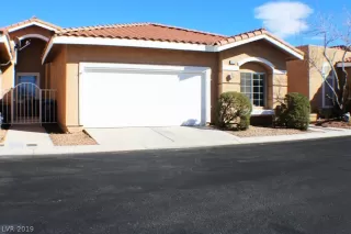 Photo #2: 2071871 Listing