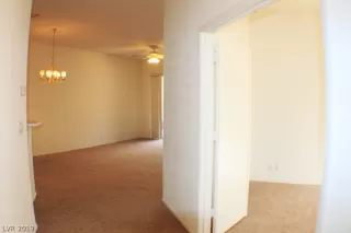 Photo #3: 2071871 Listing