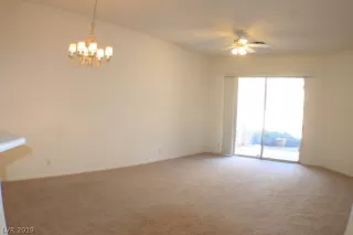 Photo #5: 2071871 Listing