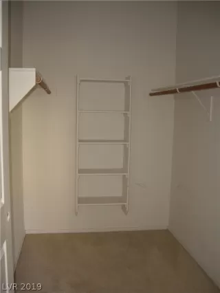 Photo #6: 2071889 Listing