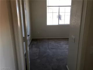 Photo #5: 2071950 Listing