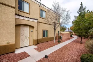 Photo #1: 2071986 Listing 