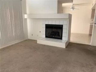 Photo #2: 2071990 Listing 