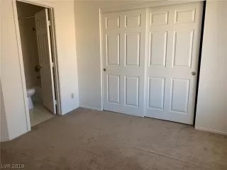 Photo #5: 2071990 Listing 