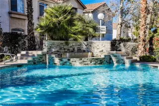 Photo #1: 2072078 Listing