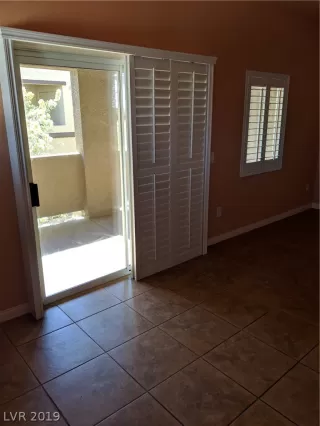 Photo #1: 2072103 Listing 