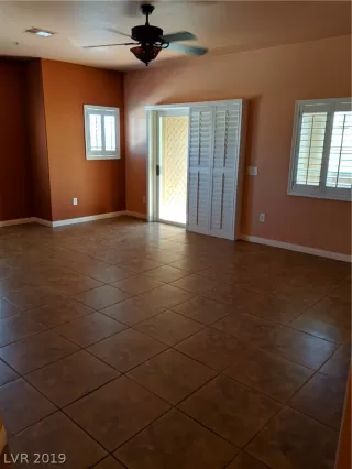 Photo #3: 2072103 Listing 