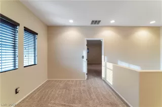 Photo #6: 2072153 Listing