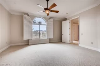 Photo #4: 2072155 Listing 