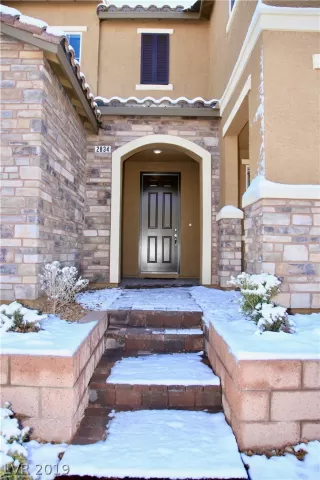 Photo #2: 2072156 Listing 